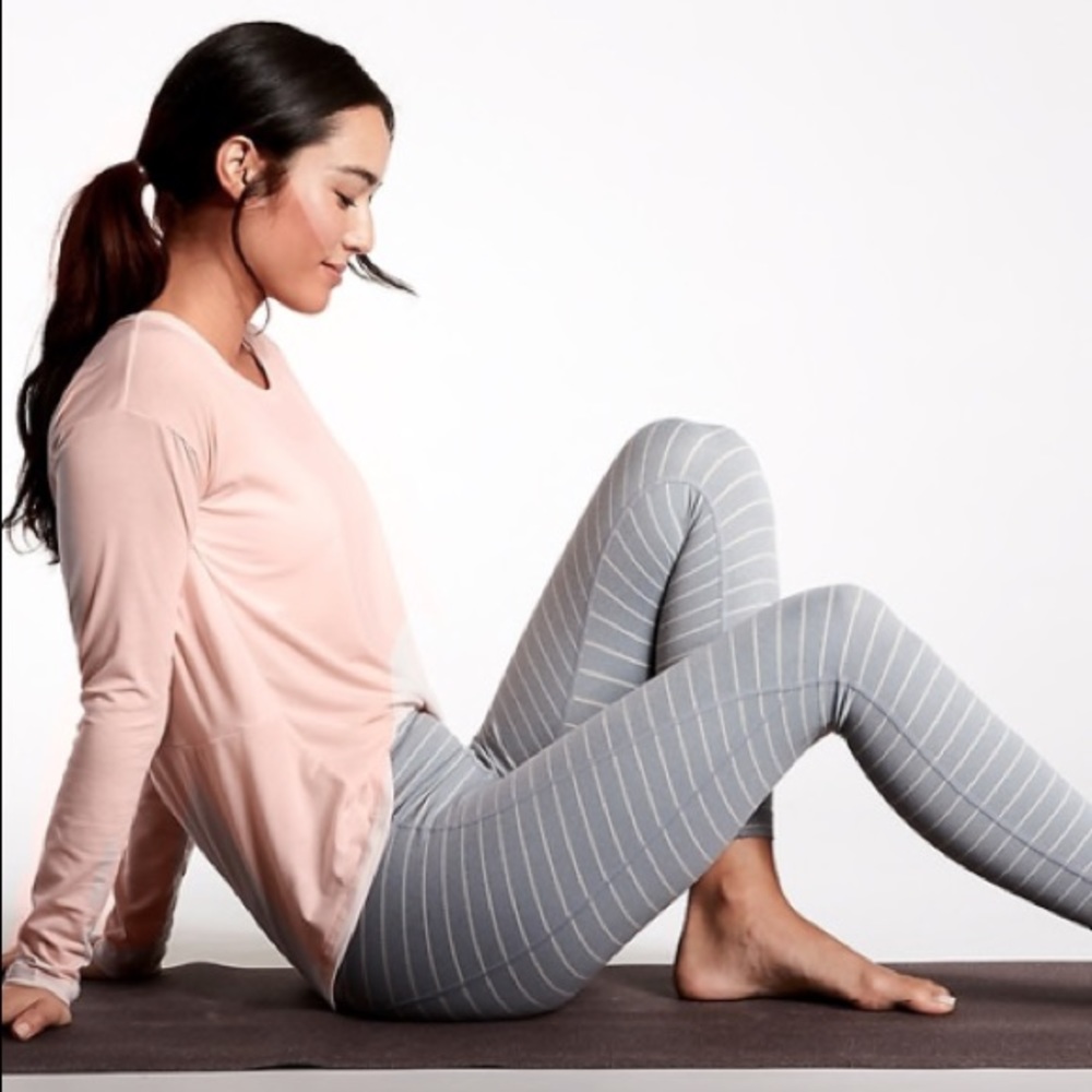 NWT Athleta Stripe Salutation 7/8 Tight Legging Size XS